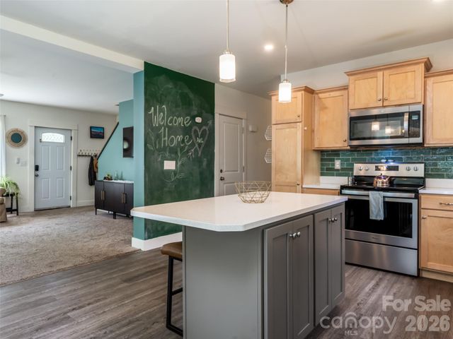 518 Onteora Boulevard, Asheville, NC 28803