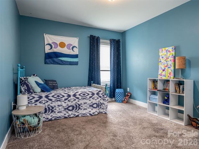 518 Onteora Boulevard, Asheville, NC 28803