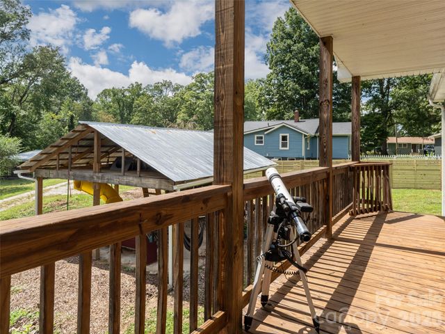 518 Onteora Boulevard, Asheville, NC 28803