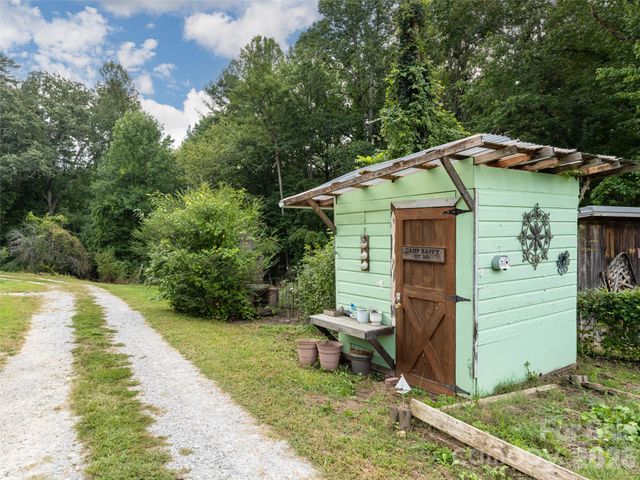 518 Onteora Boulevard, Asheville, NC 28803