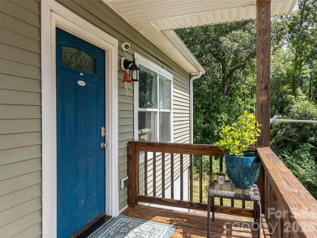 518 Onteora Boulevard, Asheville, NC 28803