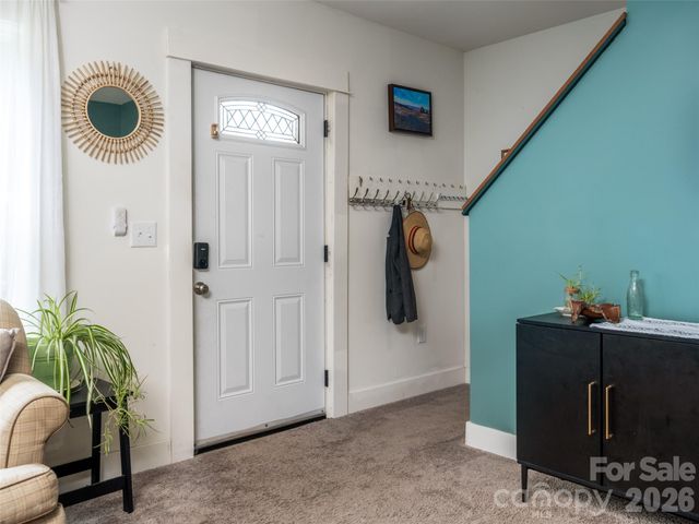 518 Onteora Boulevard, Asheville, NC 28803
