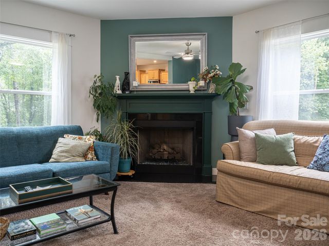 518 Onteora Boulevard, Asheville, NC 28803