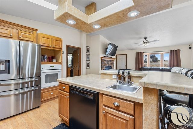 3335 White Buffalo Road, Huntley, MT 59037