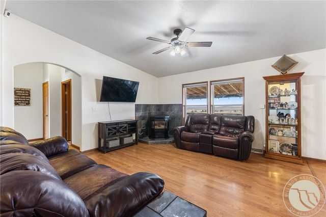 3335 White Buffalo Road, Huntley, MT 59037