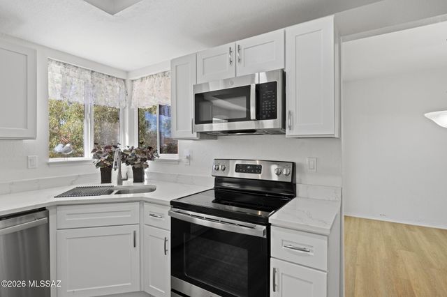 9617 E Glasgow Place, Tucson, AZ 85747