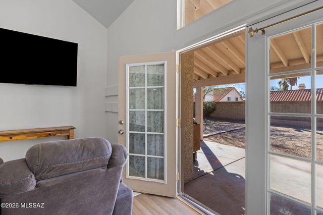 9617 E Glasgow Place, Tucson, AZ 85747
