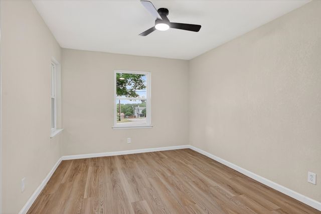 801 S Tennessee Street, Mckinney, TX 75069