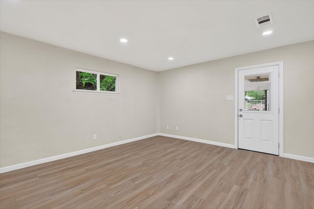 801 S Tennessee Street, Mckinney, TX 75069