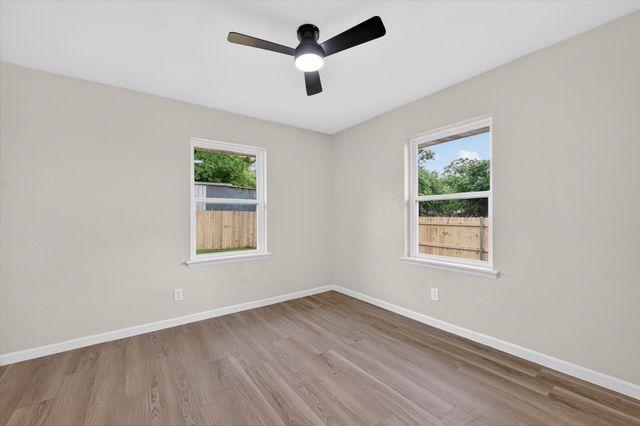 801 S Tennessee Street, Mckinney, TX 75069