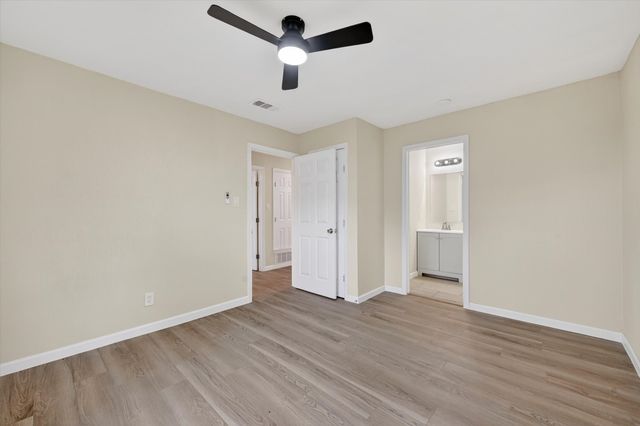 801 S Tennessee Street, Mckinney, TX 75069