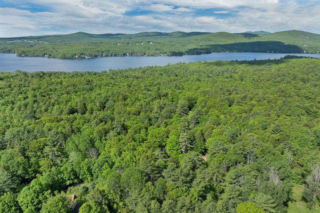 490 Meredith Center Road, Laconia, NH 03246