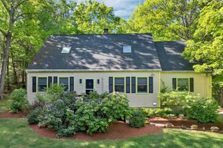 490 Meredith Center Road, Laconia, NH 03246