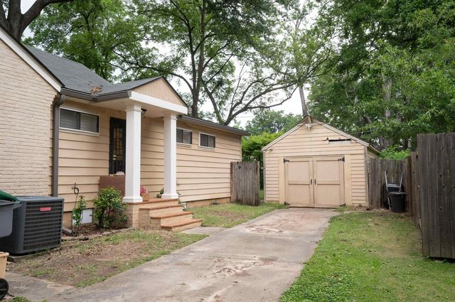3796 MONTCLAIR DR, Memphis, TN 38111