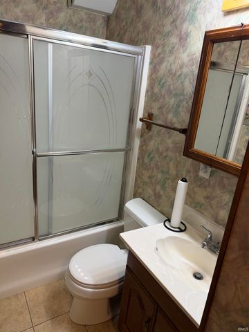 814 Prosperity Avenue, Evansville, IN 47713