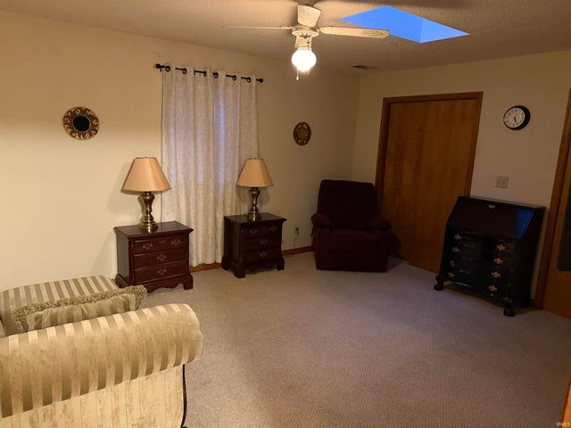 814 Prosperity Avenue, Evansville, IN 47713