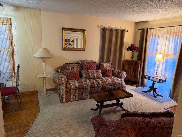 814 Prosperity Avenue, Evansville, IN 47713