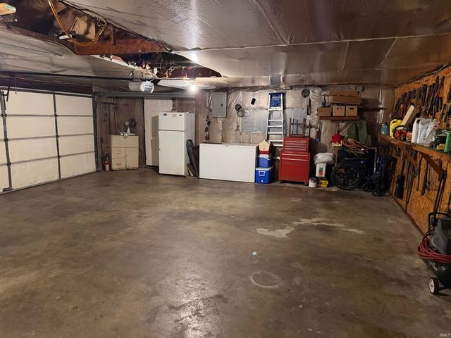 814 Prosperity Avenue, Evansville, IN 47713