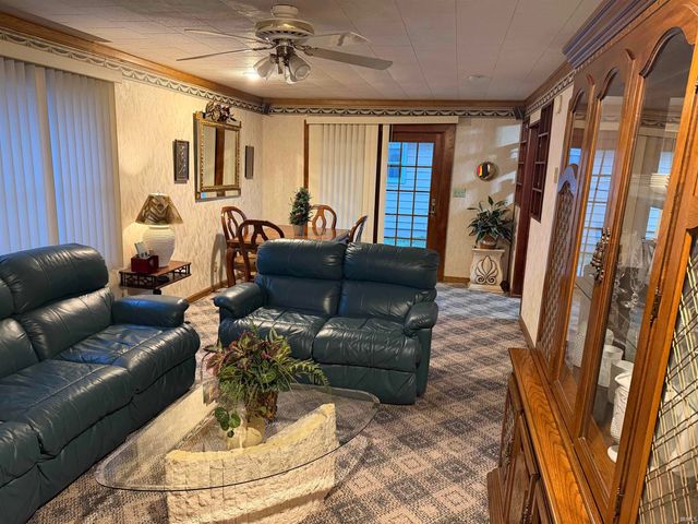 814 Prosperity Avenue, Evansville, IN 47713