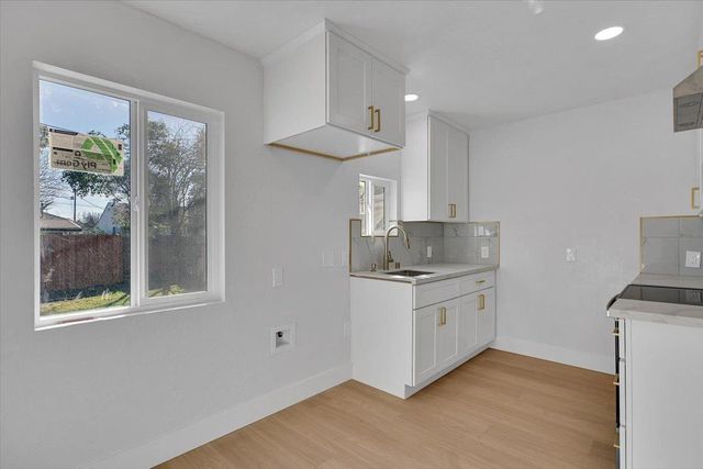 6040 39th Ave, Sacramento, CA 95824