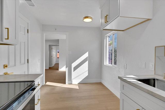 6040 39th Ave, Sacramento, CA 95824