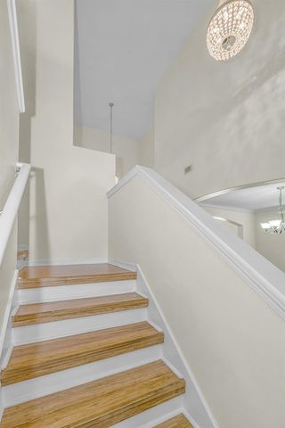 521 VISTA RIDGE DRIVE, Ruskin, FL 33570