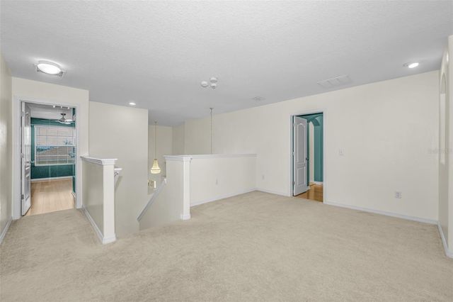 521 VISTA RIDGE DRIVE, Ruskin, FL 33570