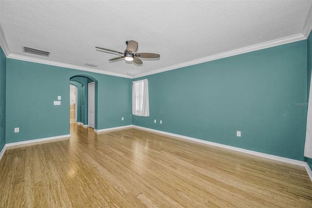 521 VISTA RIDGE DRIVE, Ruskin, FL 33570