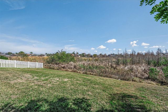 521 VISTA RIDGE DRIVE, Ruskin, FL 33570