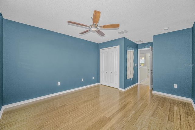 521 VISTA RIDGE DRIVE, Ruskin, FL 33570