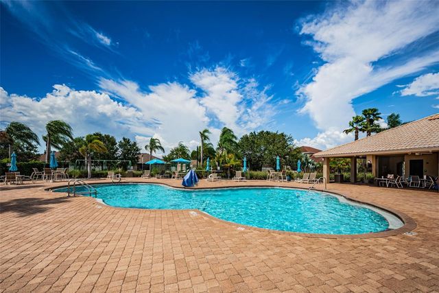 521 VISTA RIDGE DRIVE, Ruskin, FL 33570