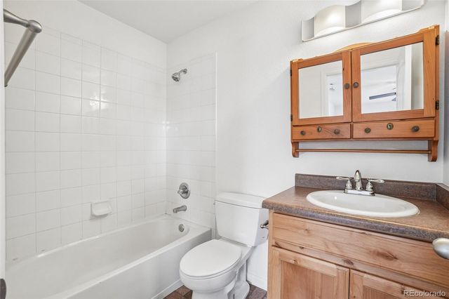 1827 E 11th Street, Loveland, CO 80537