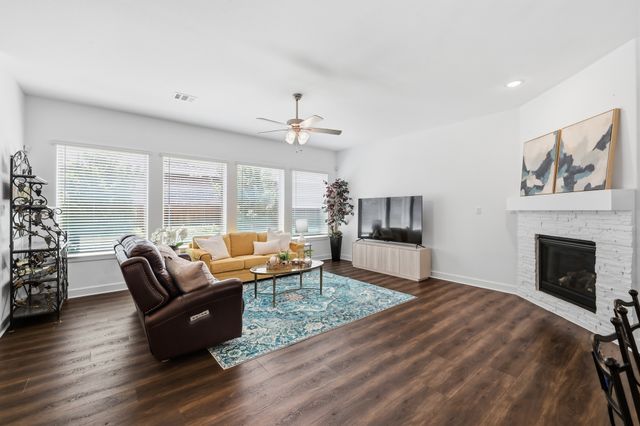 4772 Kings Garden Parkway, Arlington, TX 76005
