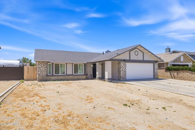 2050 Matthew Avenue, Rosamond, CA 93560