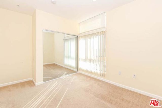 155 S Oxford Avenue 203, Los Angeles, CA 90004