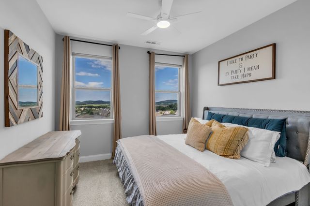 2344 Coppergate Way, Thompsons Station, TN 37179