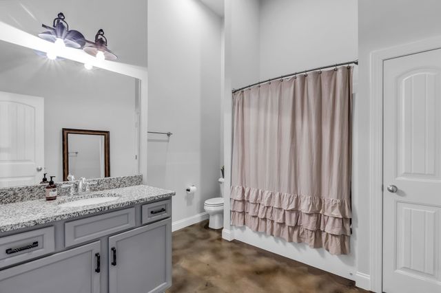 2344 Coppergate Way, Thompsons Station, TN 37179