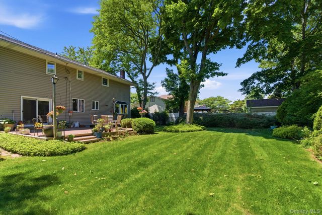 61 Hofstra Drive, Smithtown, NY 11787