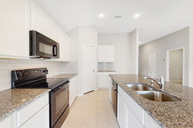 210 Lindenwood Avenue, Melissa, TX 75454