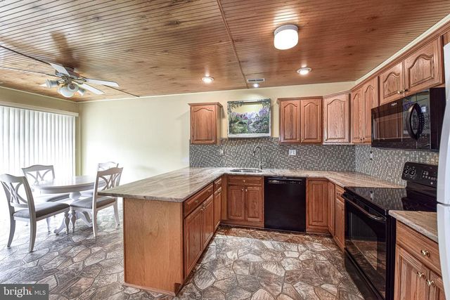 748 BARBADOS DR, Williamstown, NJ 08094