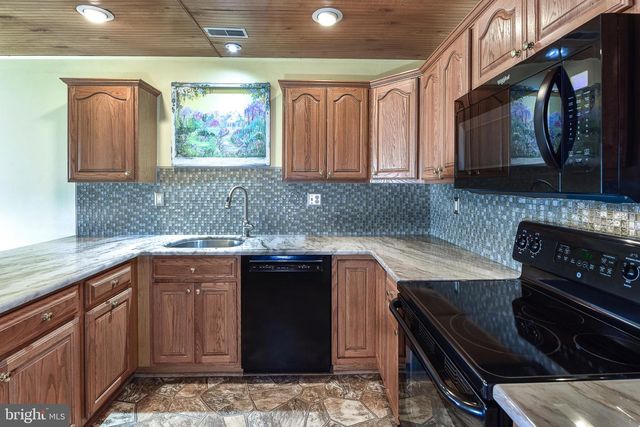 748 BARBADOS DR, Williamstown, NJ 08094