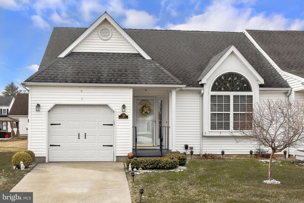 748 BARBADOS DR, Williamstown, NJ 08094