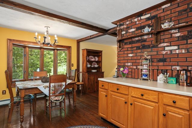 8 Fales Road, Plainville, MA 02762