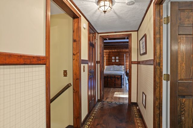 8 Fales Road, Plainville, MA 02762