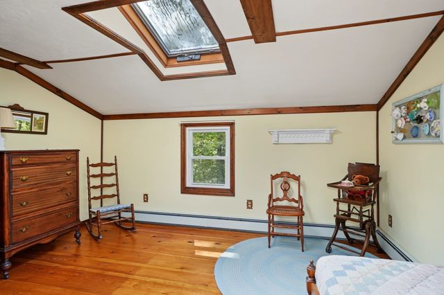 8 Fales Road, Plainville, MA 02762