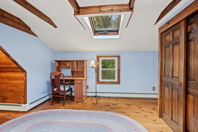 8 Fales Road, Plainville, MA 02762