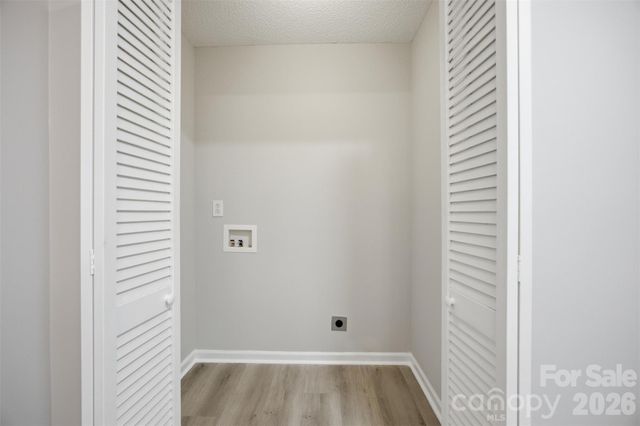 1297 Creekview Drive, Gastonia, NC 28052