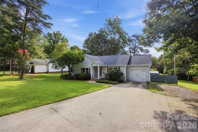 1297 Creekview Drive, Gastonia, NC 28052