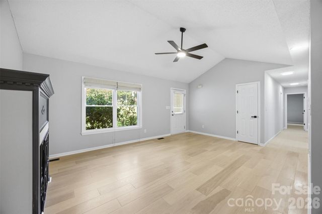 1297 Creekview Drive, Gastonia, NC 28052
