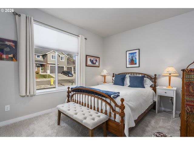 2053 N 4TH Way, Ridgefield, WA 98642